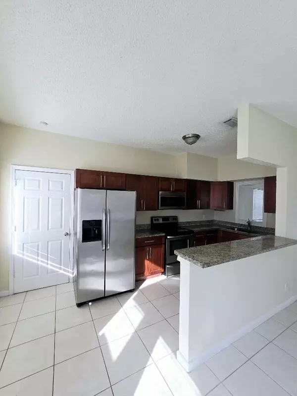 Boynton Beach, FL 33435,2616 NE 4th CT