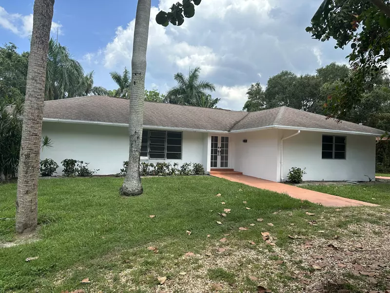 1 Indialucie Pkwy, Sewalls Point, FL 34996