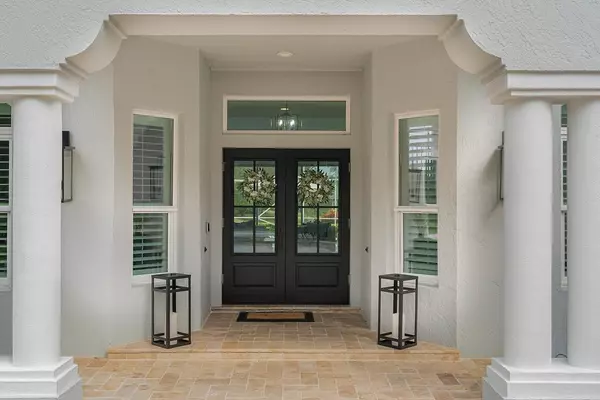 Vero Beach, FL 32963,700 Marbrisa River LN