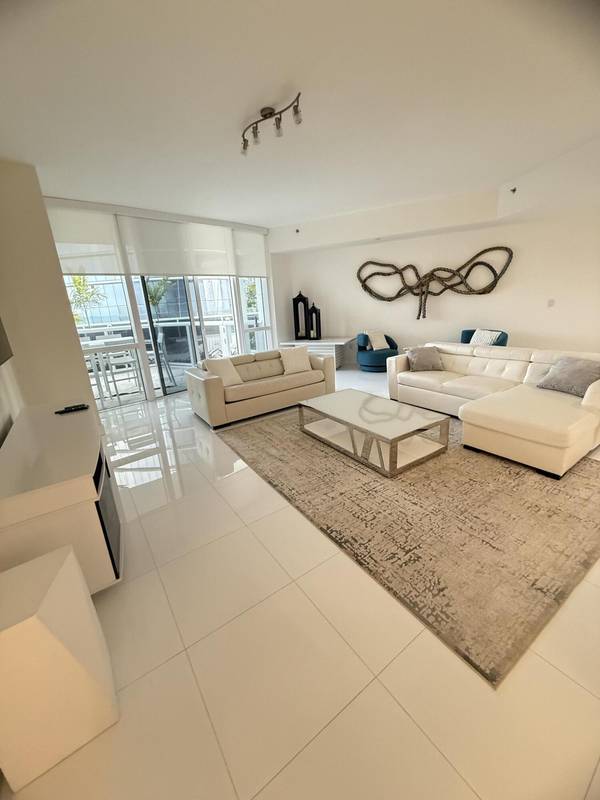 Sunny Isles Beach, FL 33160,15811 Collins AVE 407