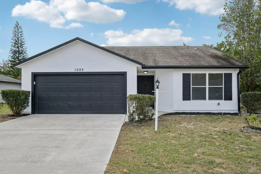 1055 9th SQ, Vero Beach, FL 32960
