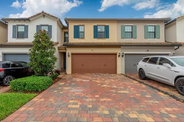 8244 Tailshot CT, Lake Worth, FL 33467