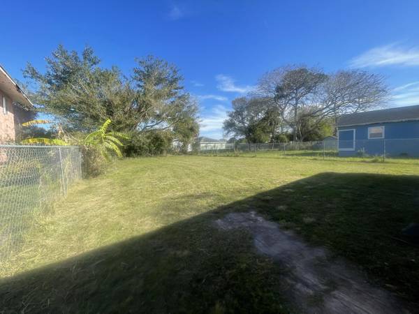 Fort Pierce, FL 34950,1110 N 22nd ST