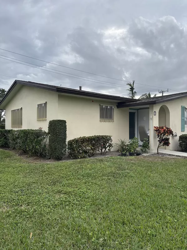 2971 W Ashley A DR A, West Palm Beach, FL 33415