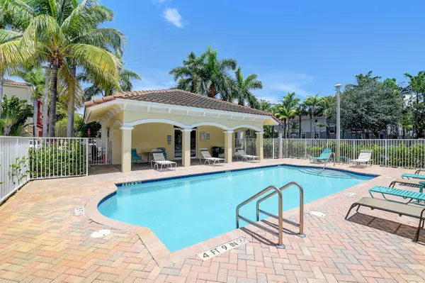 525 Bayfront DR, Boynton Beach, FL 33435