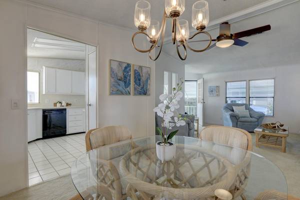 Barefoot Bay, FL 32976,377 Dolphin CIR