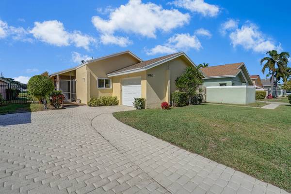 1080 NW 20th AVE, Delray Beach, FL 33445