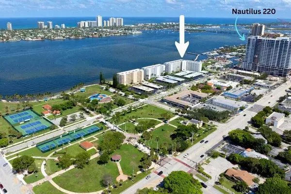 301 Lake Shore DR 102, Lake Park, FL 33403