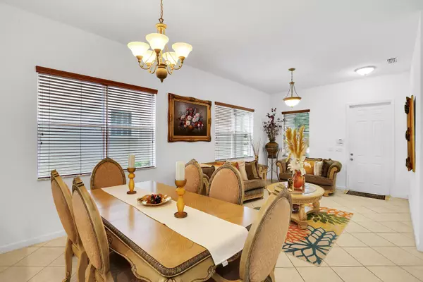 Boynton Beach, FL 33436,1098 Grove Park CIR