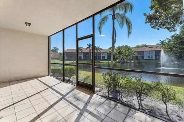 Boca Raton, FL 33486,5581 Coach House CIR B