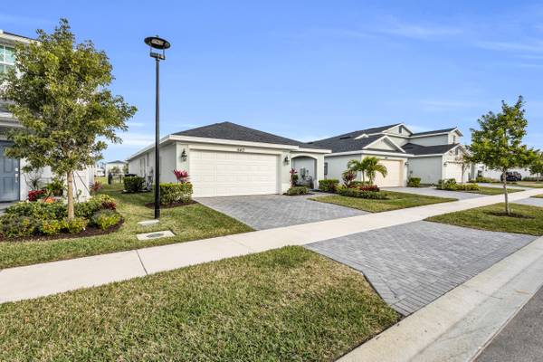 Port Saint Lucie, FL 34987,6413 NW Leafmore LN