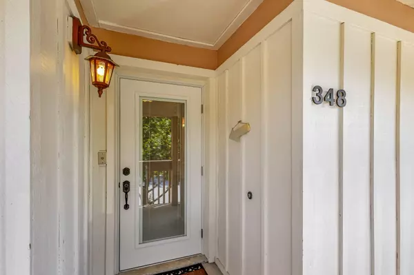 Palm Beach Gardens, FL 33418,348 Brackenwood CIR