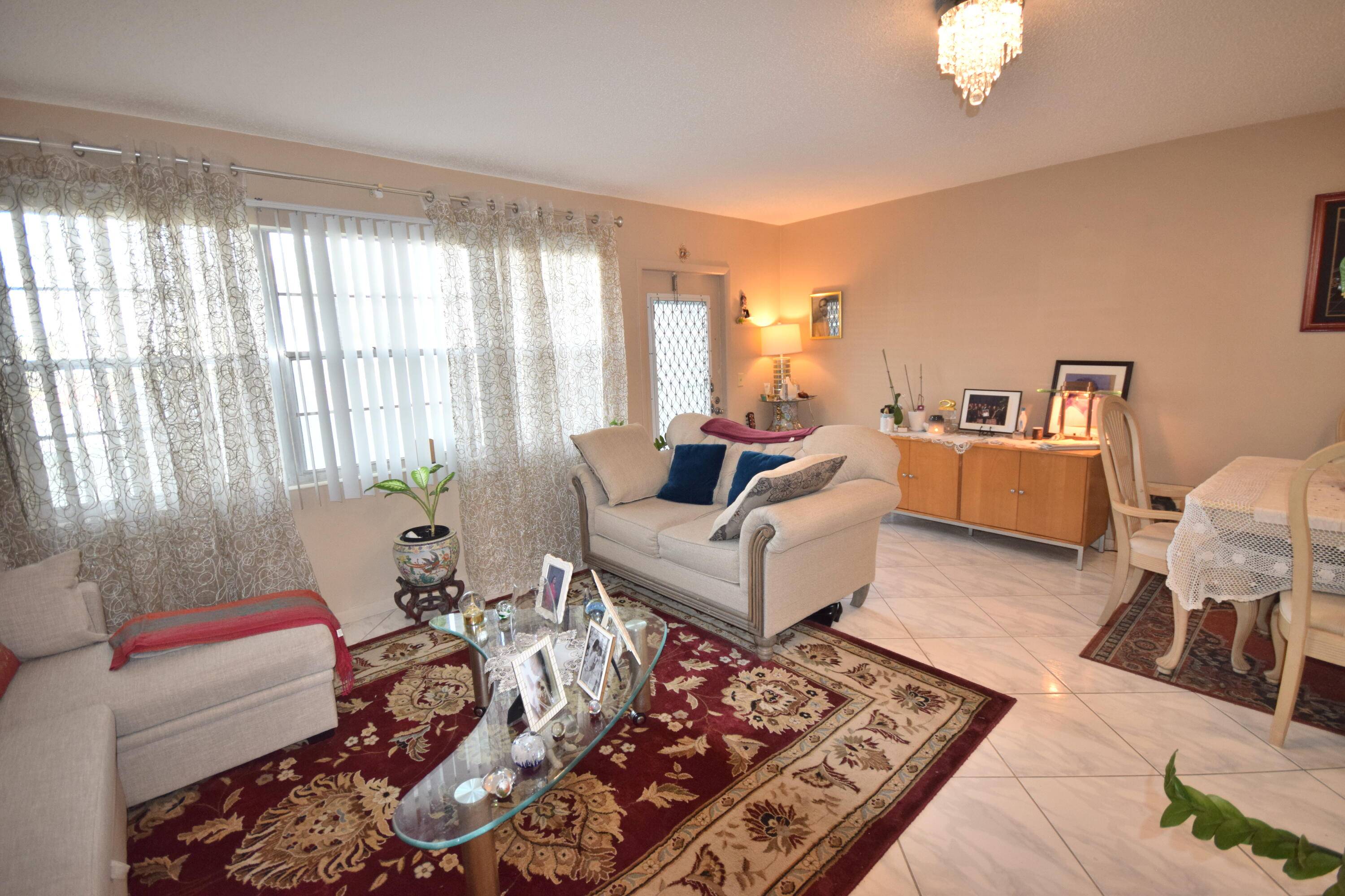 Boca Raton, FL 33434,1069 Cornwall D