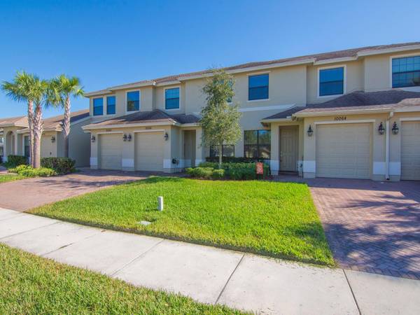 10064 W Villa CIR, Vero Beach, FL 32966