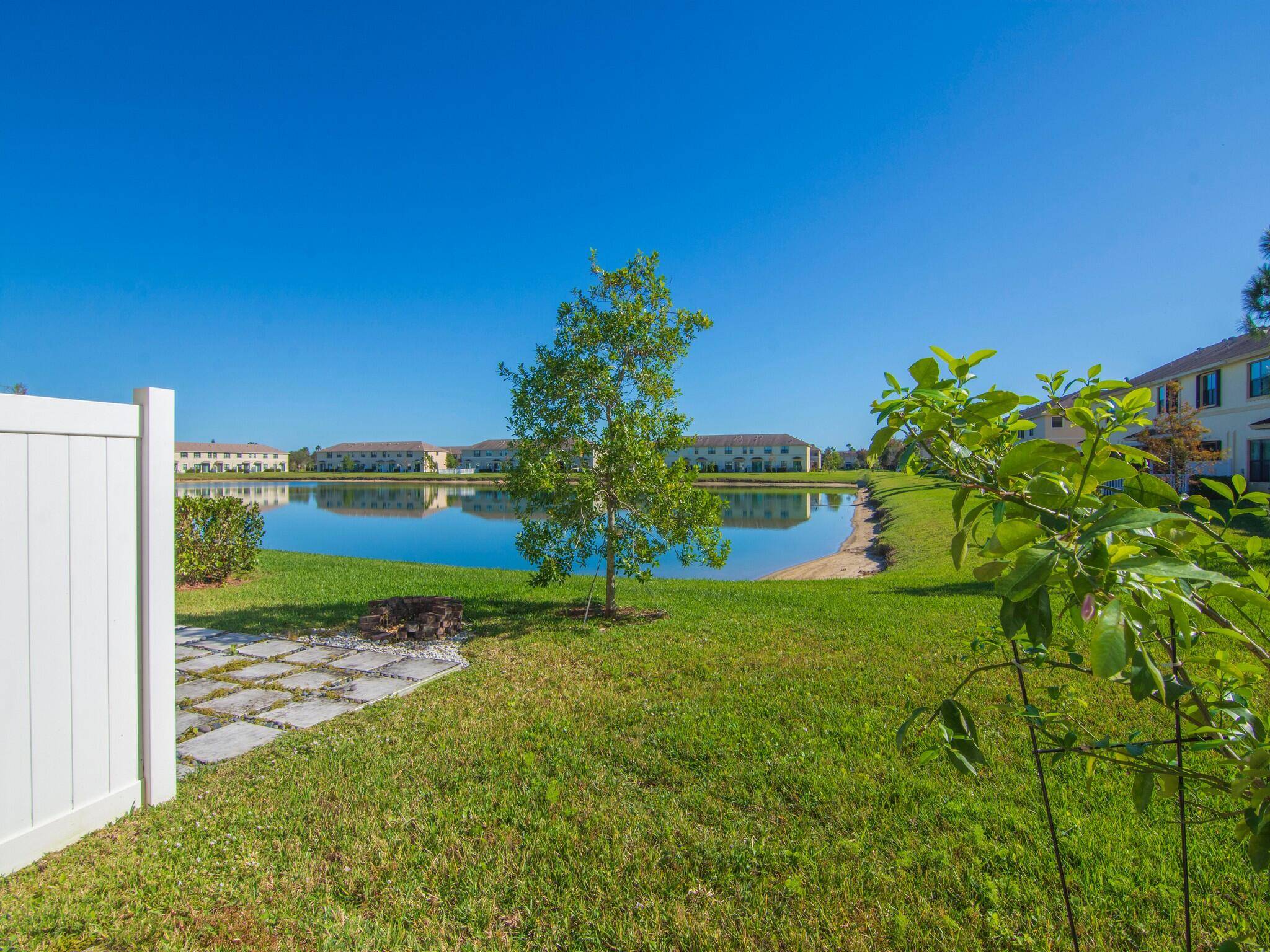 Vero Beach, FL 32966,10064 W Villa CIR