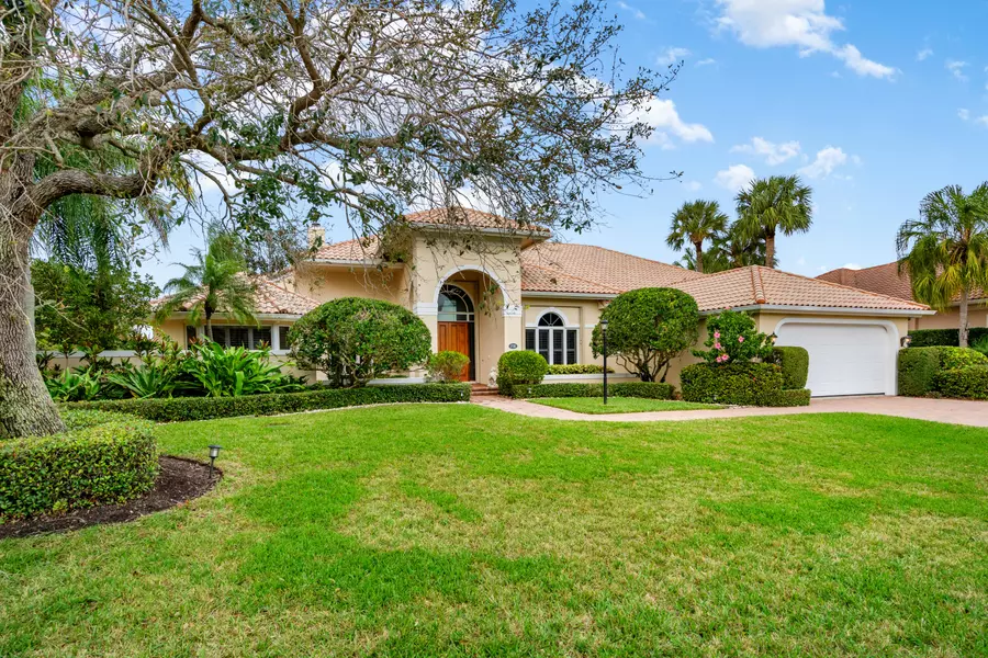 1700 Paseo Del Lago LN, Vero Beach, FL 32967