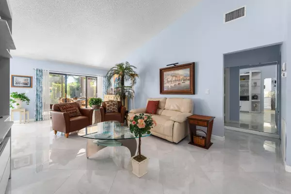 Boynton Beach, FL 33436,4700 Boxwood CIR