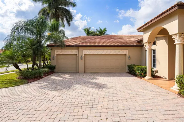 Port Saint Lucie, FL 34986,832 SW Grand Reserves BLVD