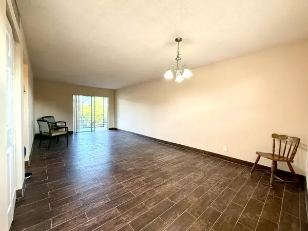 Palm Springs, FL 33461,500 Bonnie BLVD 174