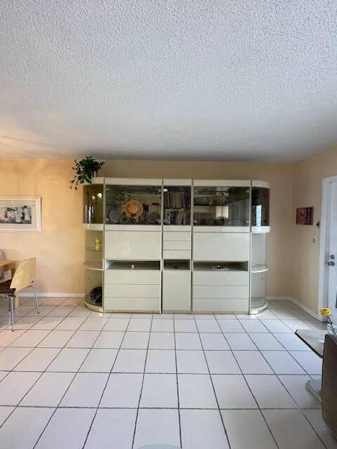 Deerfield Beach, FL 33442,4152 Cambridge G 4152