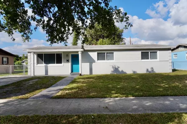 2401 NW 207th ST, Miami Gardens, FL 33056