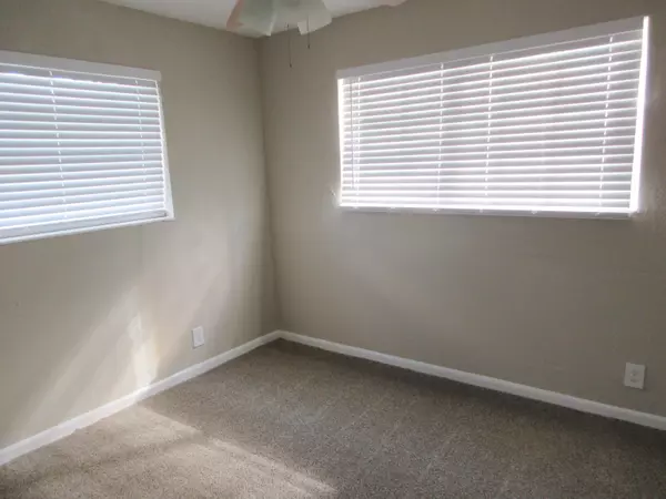 Lauderdale Lakes, FL 33309,3601 NW 40th ST