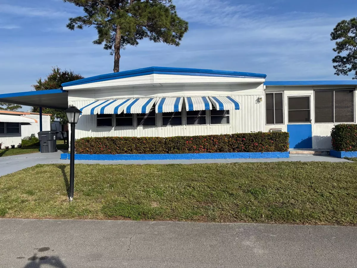 Lantana, FL 33462,6440 Cypress LN