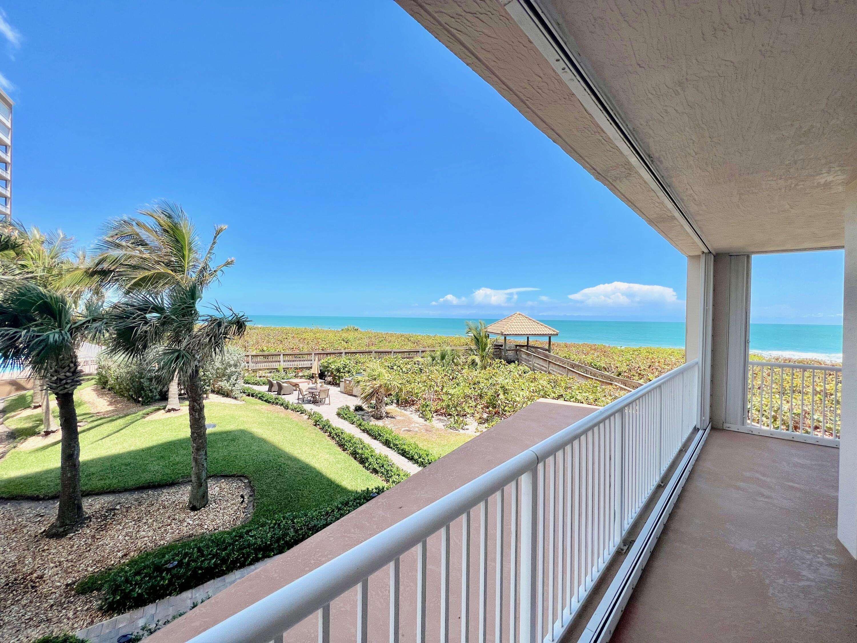Hutchinson Island, FL 34949,4160 N Highway A1a 201