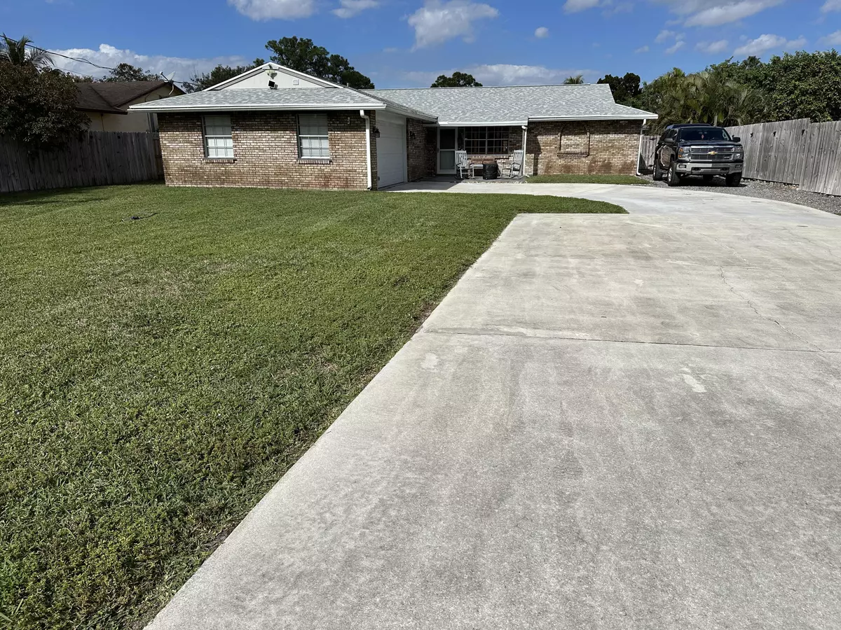 Lake Worth, FL 33467,7351 Canal DR