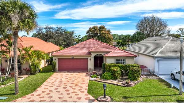 227 E Saratoga BLVD, Royal Palm Beach, FL 33411