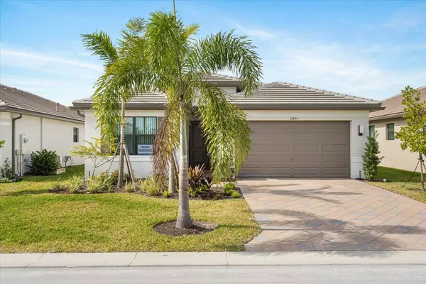 12644 SW Manatee Marsh TER, Port Saint Lucie, FL 34987