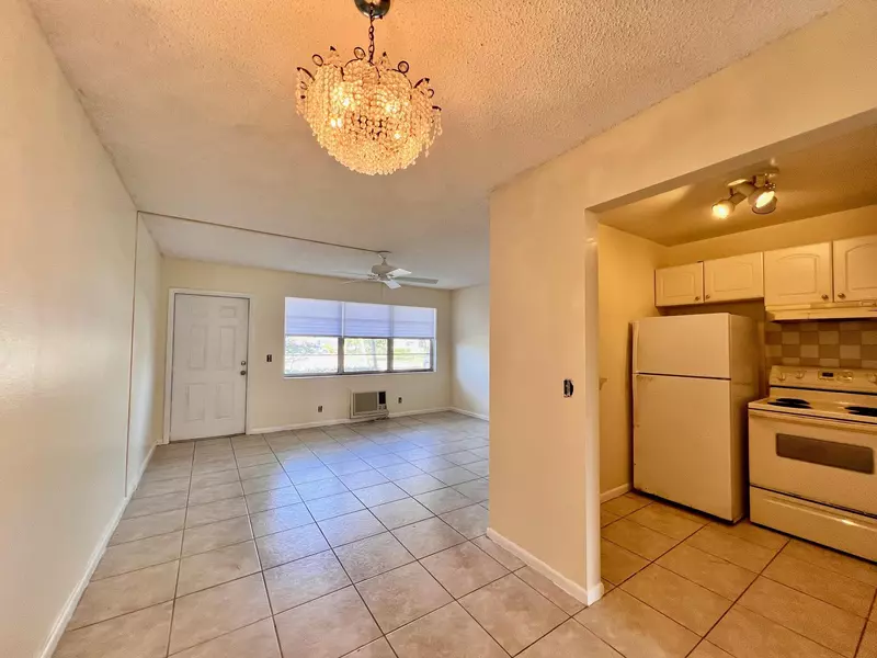 224 Northampton L, West Palm Beach, FL 33417