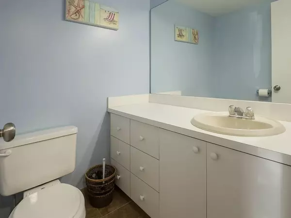 Boca Raton, FL 33428,22615 SW 66th AVE 101
