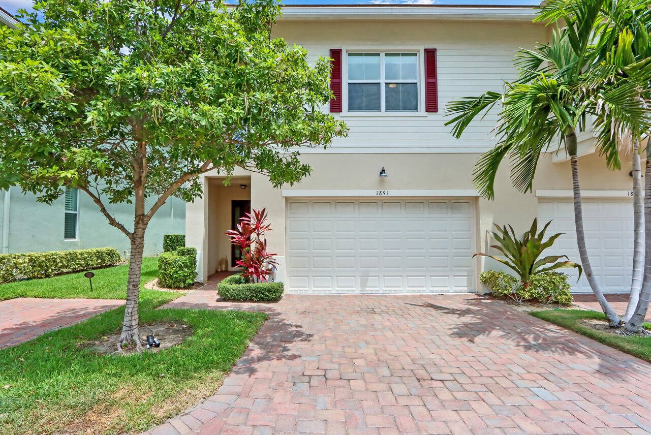 1891 Juno Landing LN 25, North Palm Beach, FL 33408