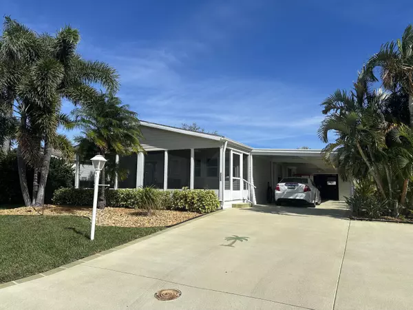 Port Saint Lucie, FL 34952,3264 Perigrine Falcon DR