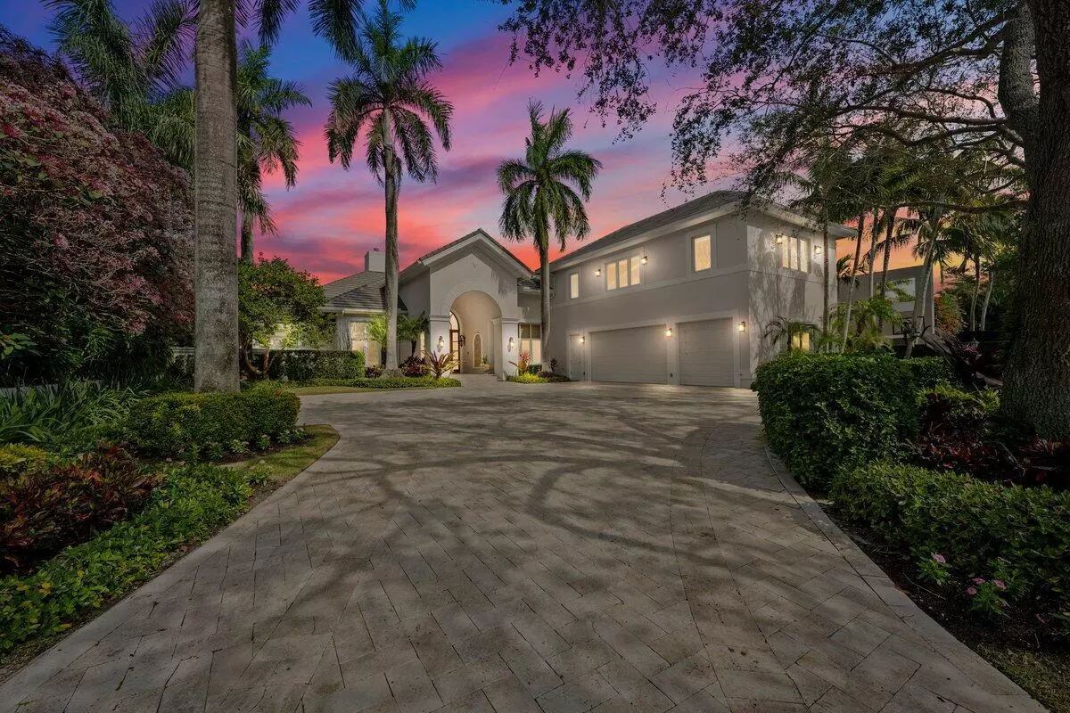 Jupiter, FL 33477,158 Spyglass LN