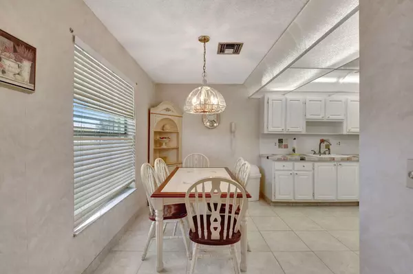 Delray Beach, FL 33445,1670 NW 18th AVE 202