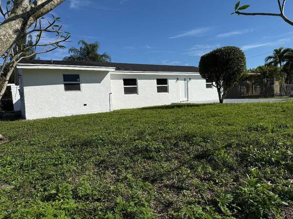 1636 Erie TER, West Palm Beach, FL 33406