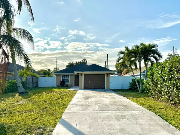 4797 Bertha ST, Lake Worth, FL 33461