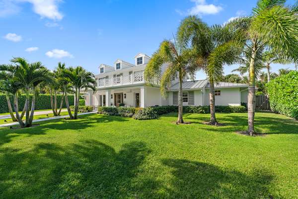 12147 Captains LNDG, North Palm Beach, FL 33408