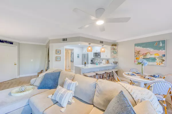 Jupiter, FL 33477,1605 S Us Highway 1, V4 106