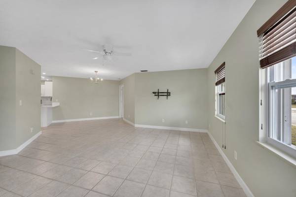 Jensen Beach, FL 34957,1152 NE Coy Senda