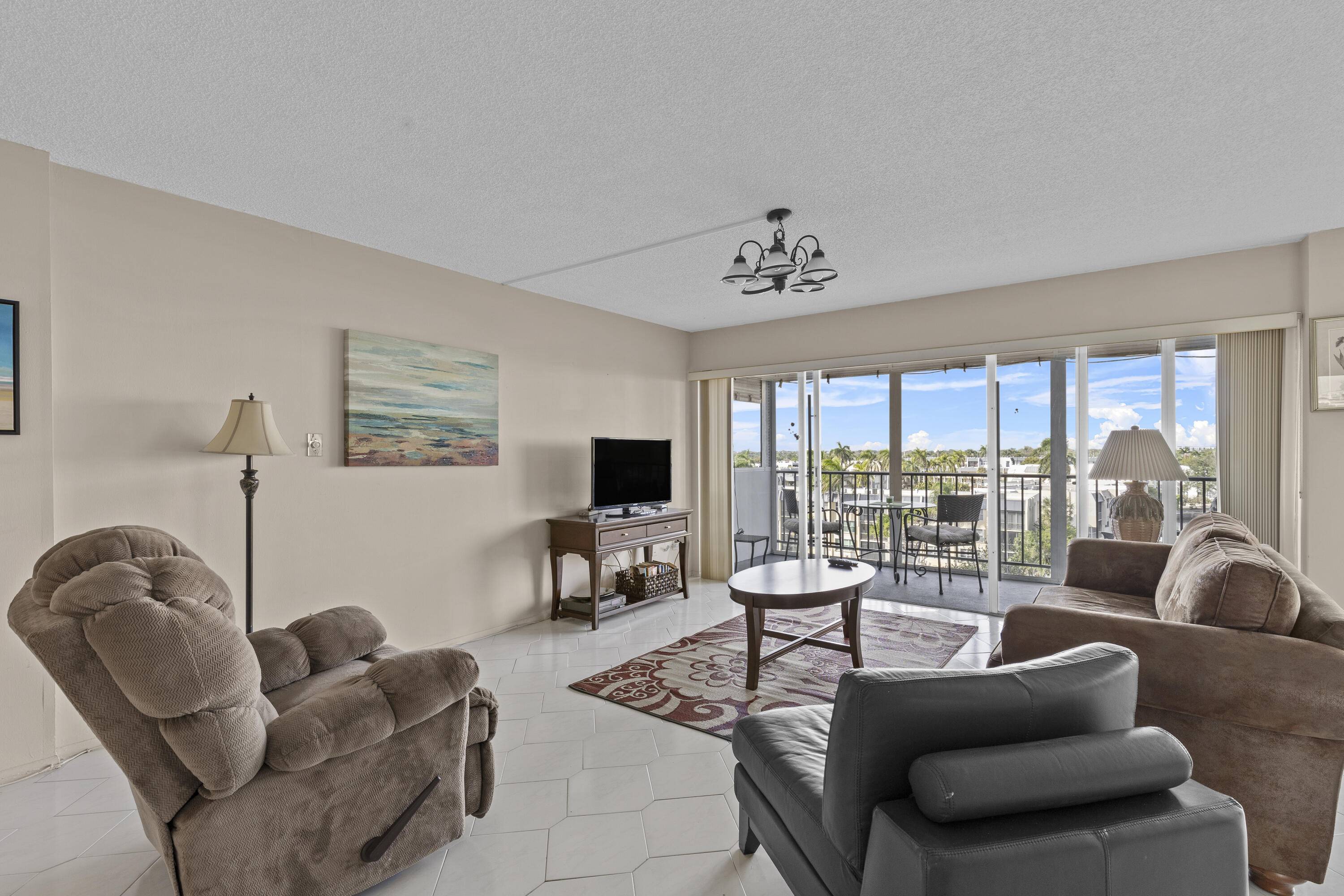 Pompano Beach, FL 33062,801 S Federal HWY 618