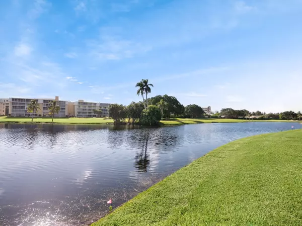 Atlantis, FL 33462,126 Driftwood CIR