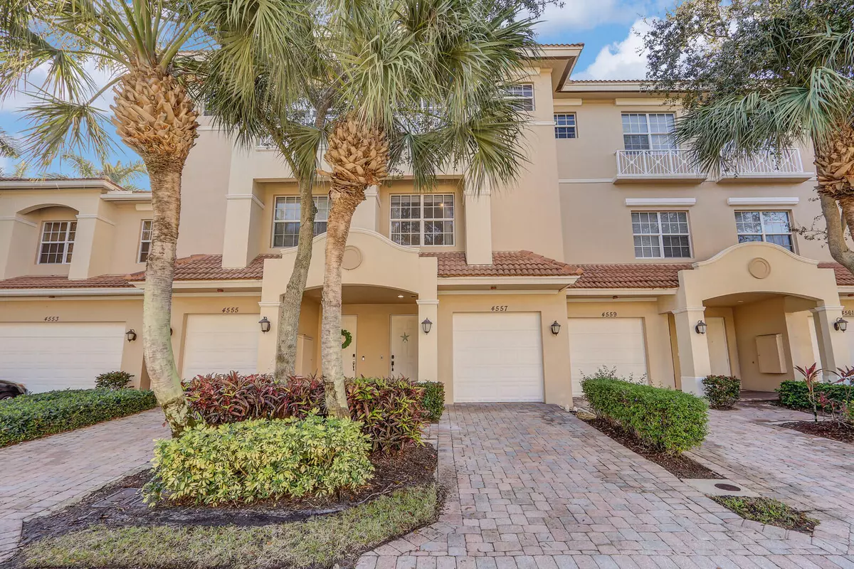 Palm Beach Gardens, FL 33418,4557 S Artesa WAY