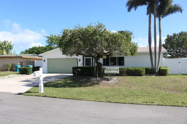 2548 SW 11th CT, Boynton Beach, FL 33426