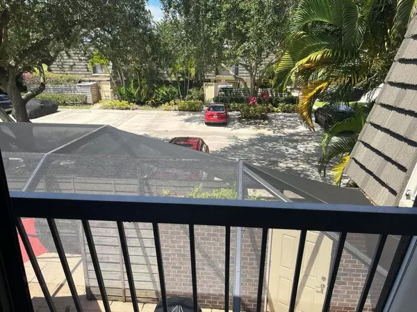 Palm Beach Gardens, FL 33418,1503 15th TER