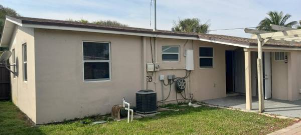 Riviera Beach, FL 33404,3240 Avenue F