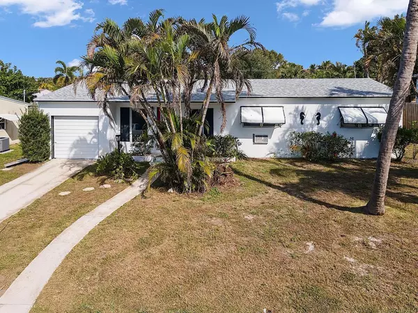 Lake Worth Beach, FL 33460,1716 N 12th CT