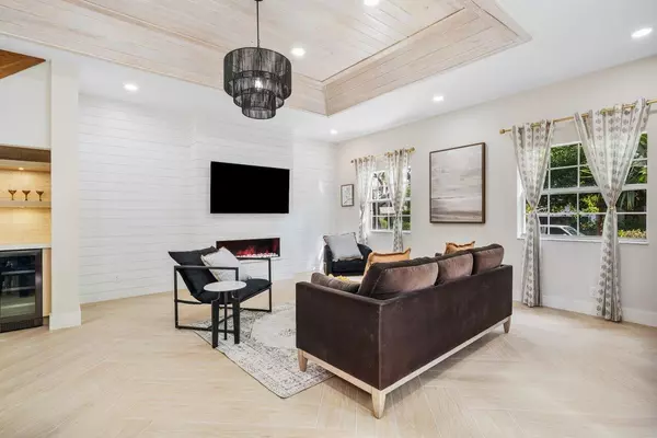 Delray Beach, FL 33483,1920 Spanish TRL